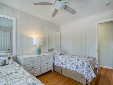 Fort Myers 3 Bedroom Vacation Duplex Rental with Pool